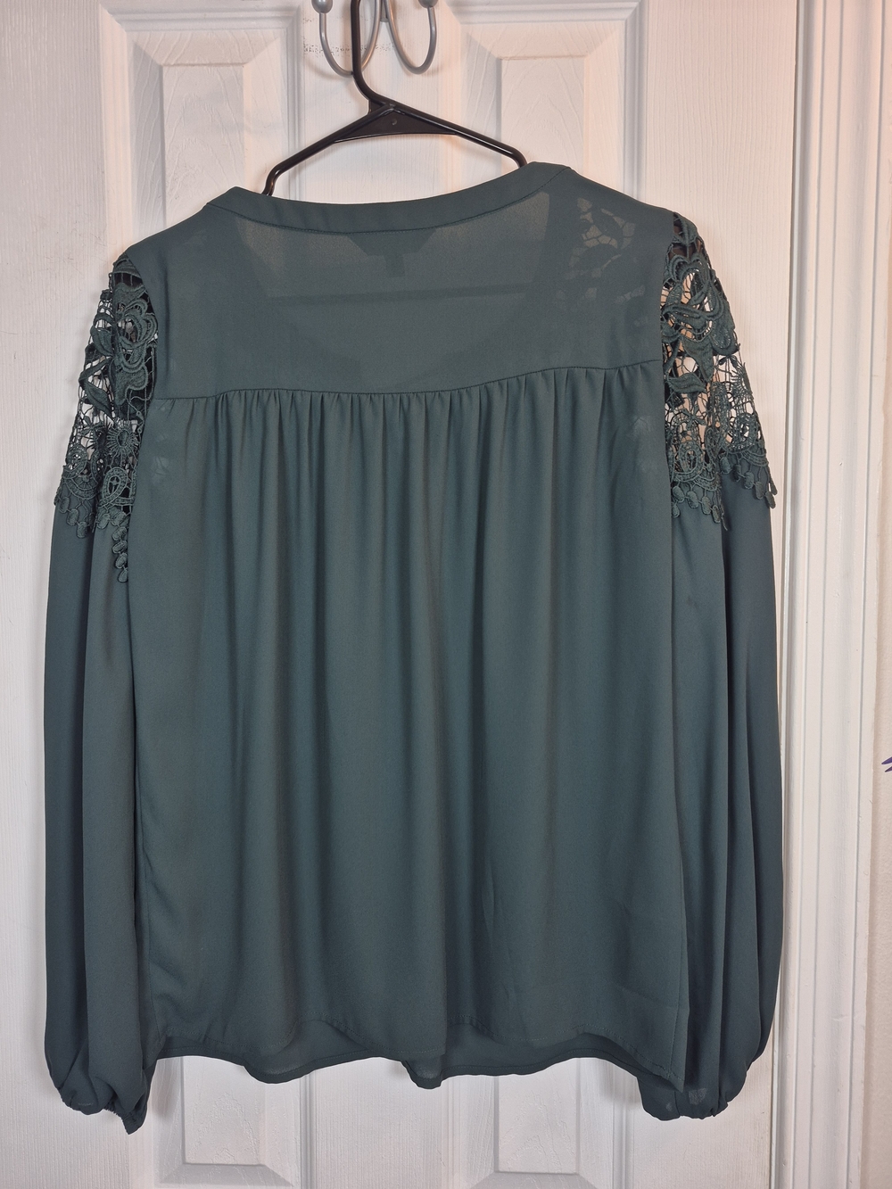 EXPRESS Dark Forest Green Crochet Lace Boho Lace-Up Blouse Top Small - Picture 2 of 7